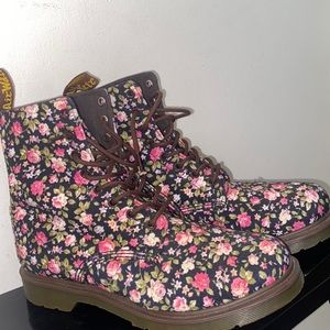 Dr. Doc Martens Air Wair Floral Mash Up Lace Up Boots (Size 11)